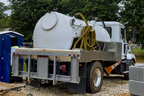 Best Best portable toilet rental  in Colfax, IL